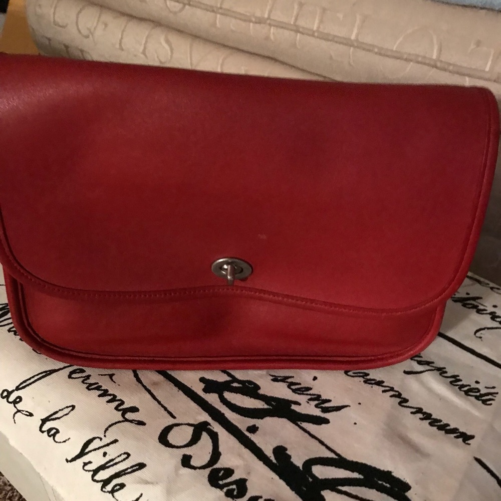 COACH Vintage shoulder bag RED
